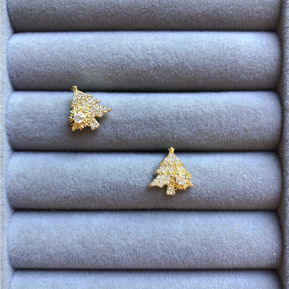 ✨Christmas Tree Earrings - Picture 7 of 8